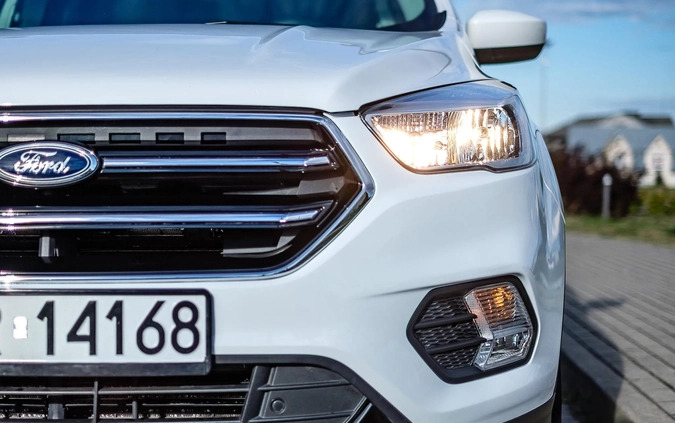 Ford Kuga cena 53900 przebieg: 138679, rok produkcji 2018 z Białystok małe 326